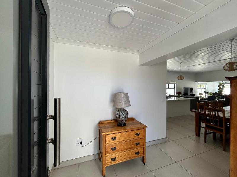 3 Bedroom Property for Sale in Golden Mile Western Cape